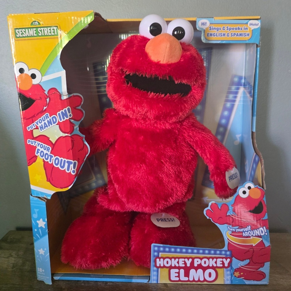 Sesame Street Hokey Pokey Elmo Singing Dancing Bilingual English Spanish Toy